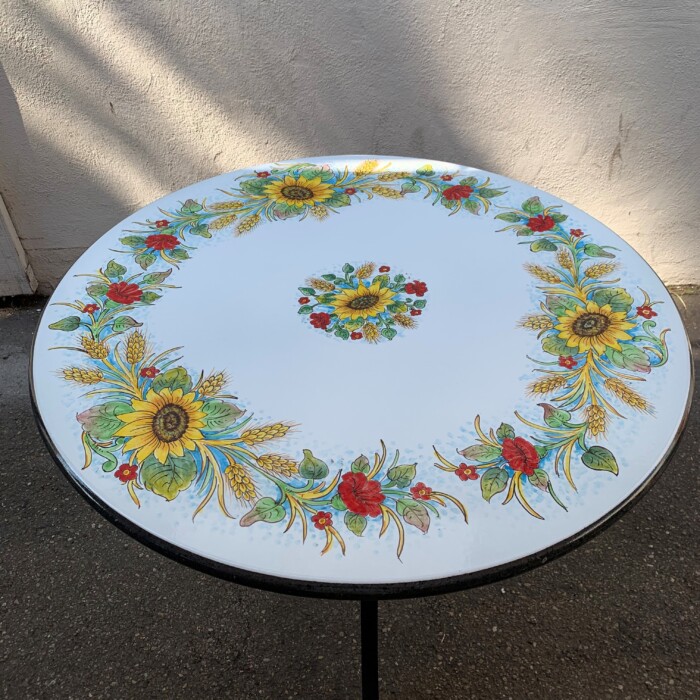 39" Italian Volcanic Table - Wheat and Poppy's on White w/ Full Center - Image 3