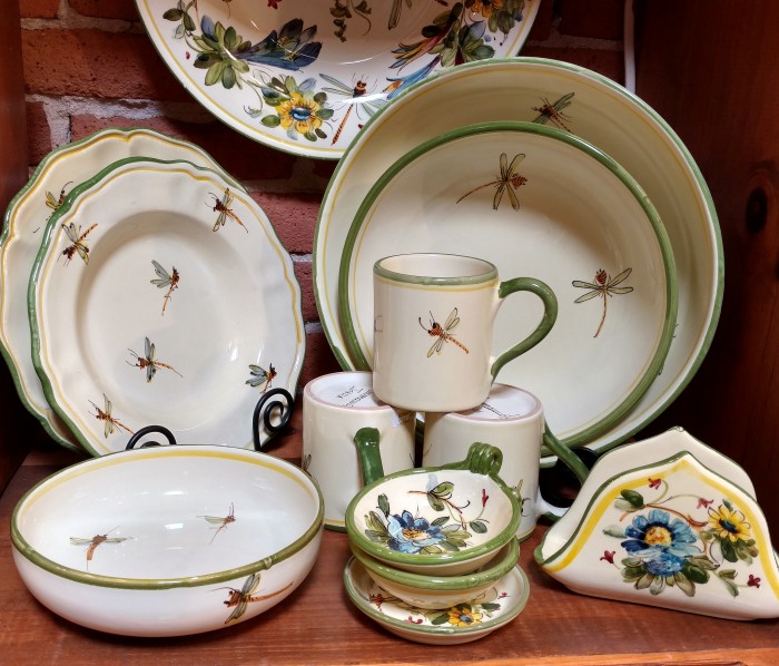 Dragonfly dishes set best sale