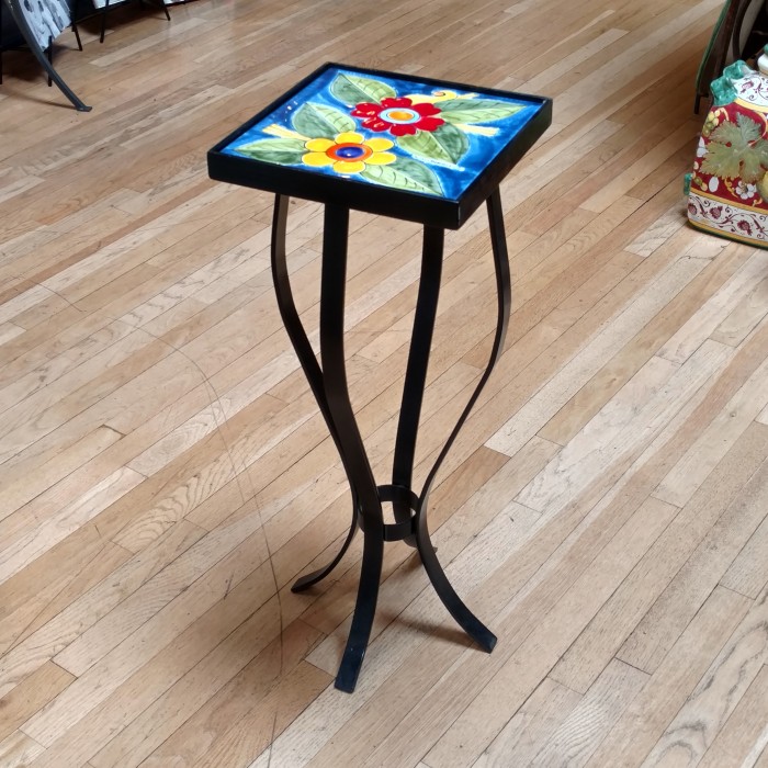 Parrucca Single-Tile Ceramic Tall Table - Flowers on Cobalt - Image 3