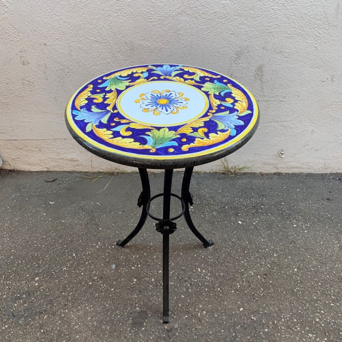 20'' Italian Volcanic Table - Yellow Leaves on Blue with Flower Center