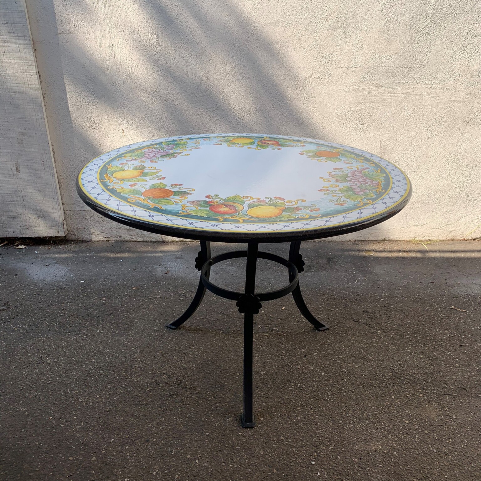 Volcanic Patio Tables from Italy - Italian Pottery Outlet