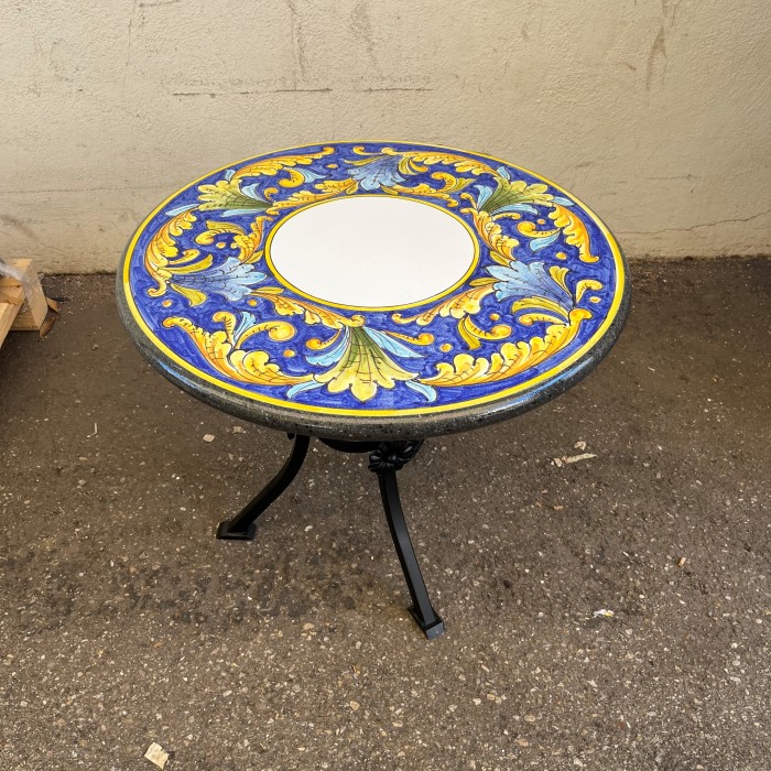 23.5″ Italian Volcanic Table – Leaves on Blue White Center